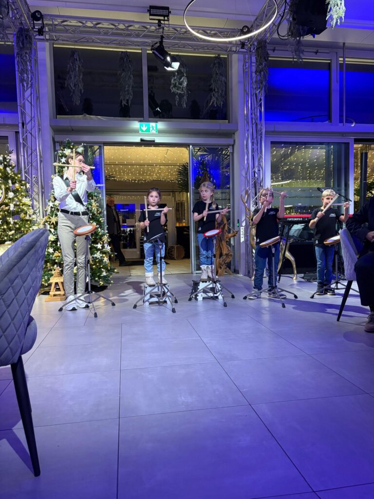 8f9cd9f7-1718-4e46-bc6a-2cff4a9fbaa7